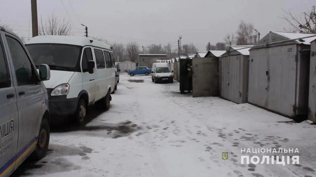 Кременчуцькі «гонщики» грабували фури на ходу: суд призначив по 5 років ув’язнення