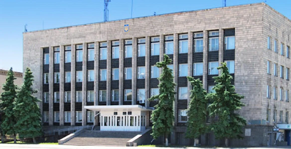 Кременчуцька райрада пропонує залишати собі всі орендні надходження — військова адміністрація відмовила