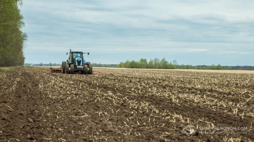 Полтавщина та Тернопільщина завершили осінню посівну: озимі культури вже в ґрунті