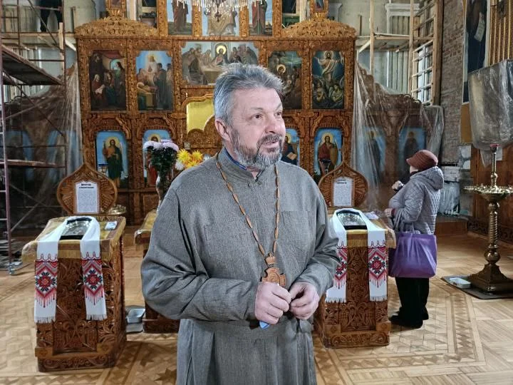Реконструкція Свято-Миколаївського собору: Таємниця східної стіни та новий іконостас