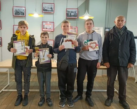 Осінні шахові турніри в Кременчуці: юні спортсмени продемонстрували свої досягнення
