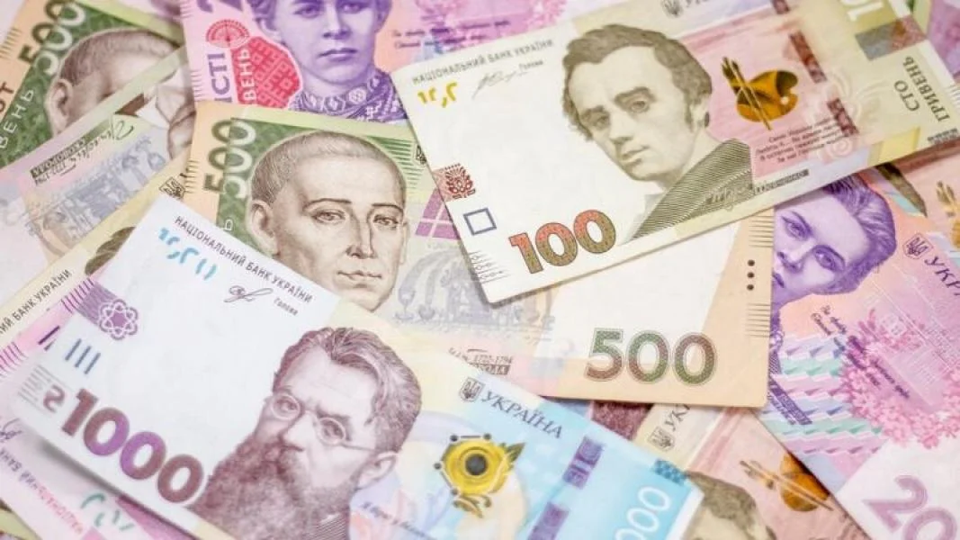 У Кременчуці виділили бюджетні кошти на демонтаж старого туалету та сараю в гімназії №2