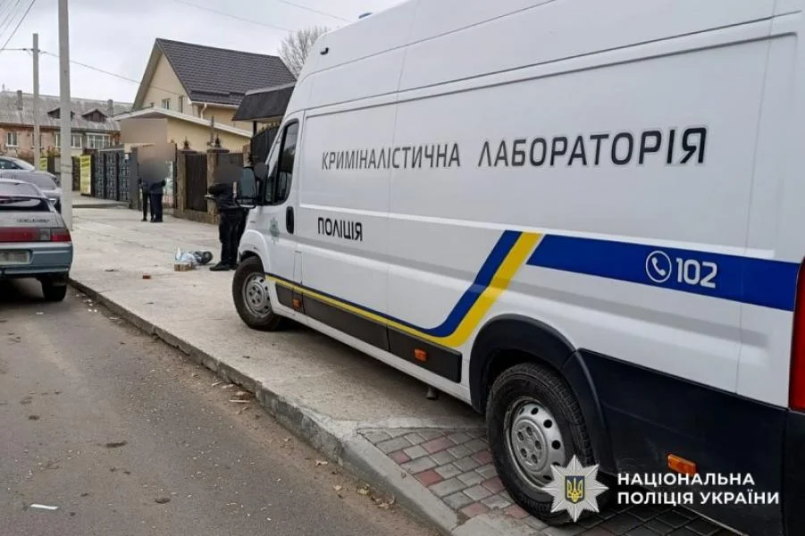 У Кременчуці поліція затримала чоловіка за викрадення автомобіля ВАЗ