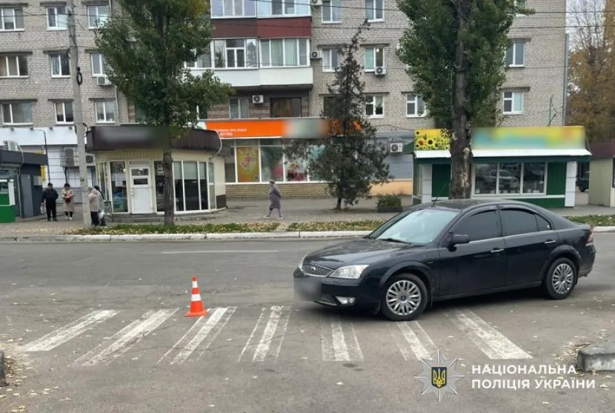 У Кременчуці пішохідка потрапила під колеса автомобіля