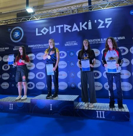 Дарина Женевська з Полтавщини здобула золото на чемпіонаті світу з панкратіону