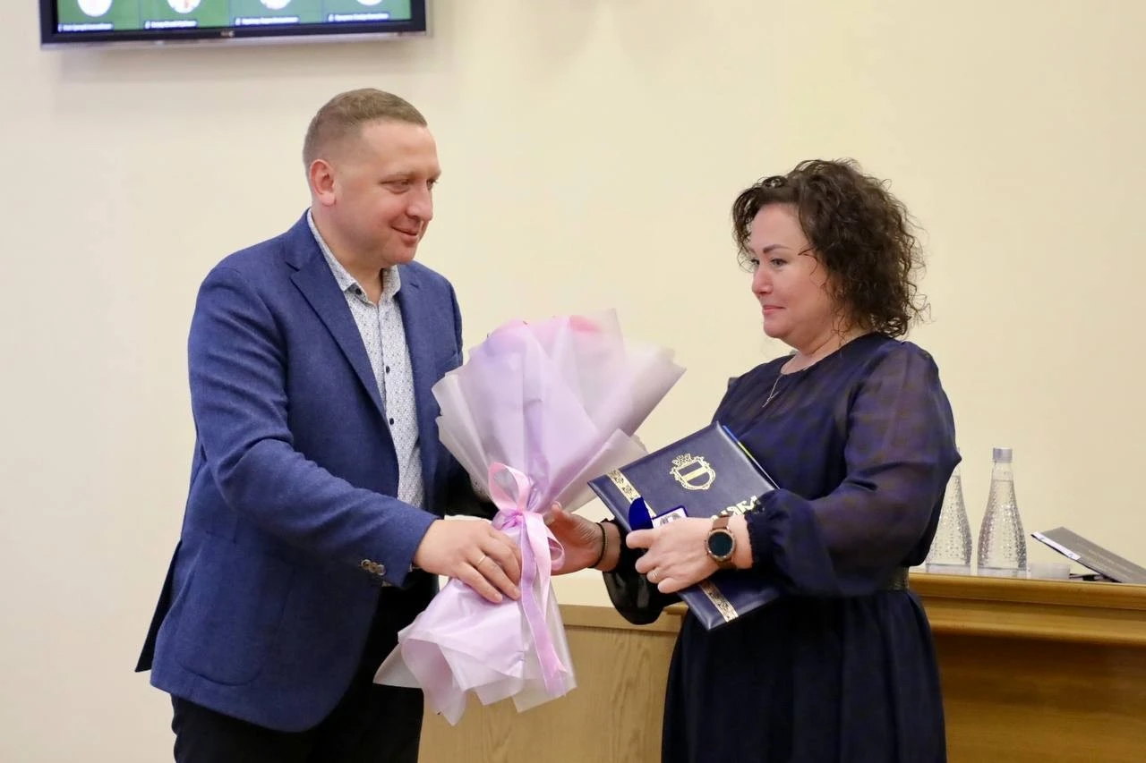 Начальницю казначейства Кременчука Світлану Лощенко відзначили Подякою міського голови
