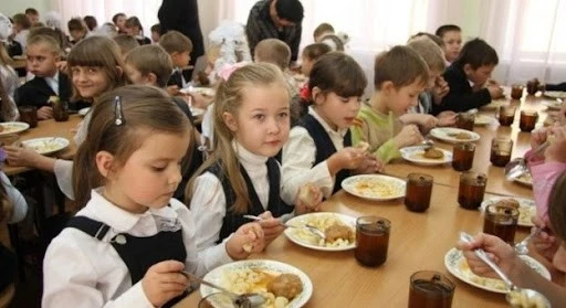 У Кременчуці на харчування дітей-пільговиків у школах і садках виділять понад 15 млн грн