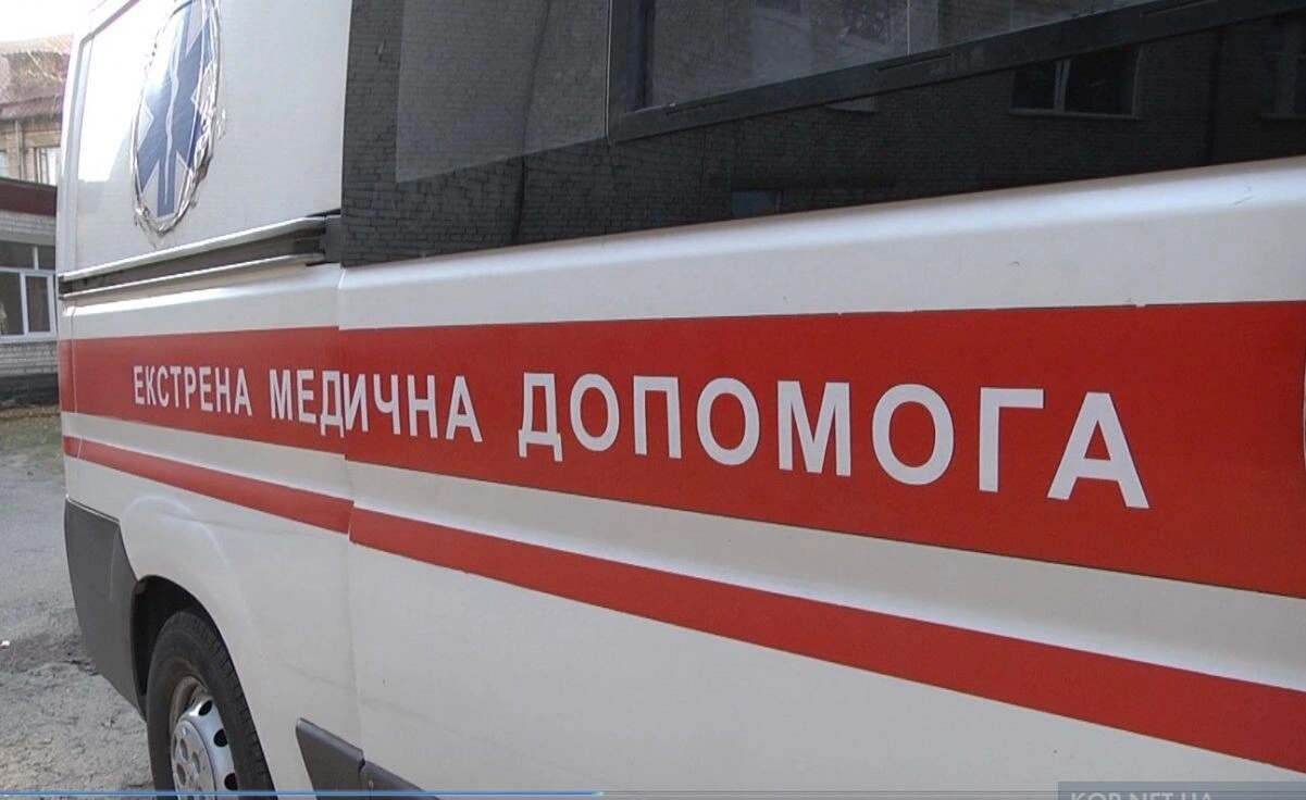 У Полтаві поліція розслідує трагічний випадок: чоловік випав з п’ятого поверху багатоповерхівки