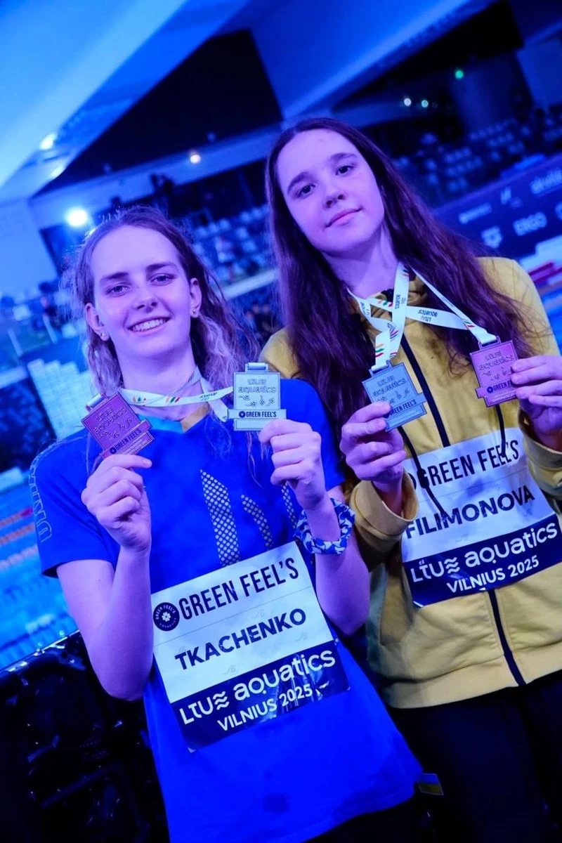 Полтавські плавчині блискуче виступили на чемпіонаті Литви