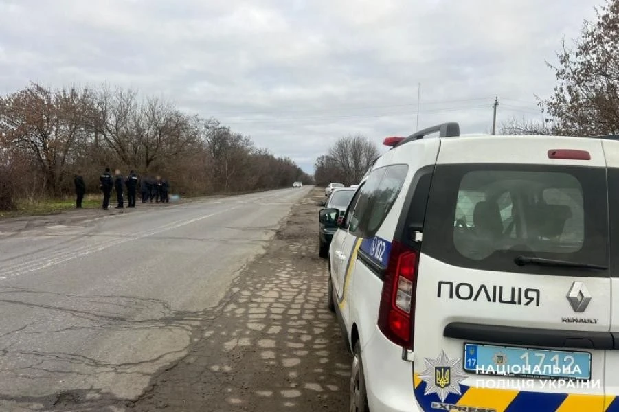 Тіло жінки виявлено на узбіччі дороги Кременчук-Хорол