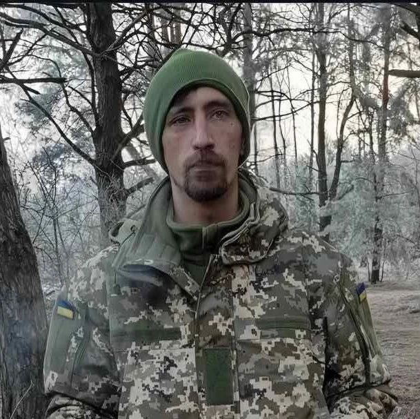 Кременчук прощатиметься з героєм – загиблим захисником Олегом Осокіним