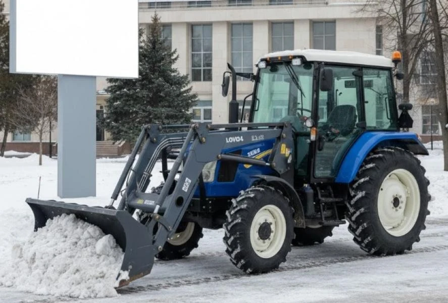 Мільйонні інвестиції в автопарк: кременчуцьке «Теплоенерго» купує новий трактор