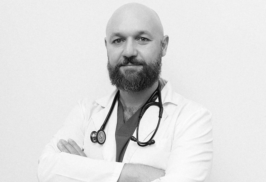 Зупинилося серце того, хто рятував інших: Полтавщина прощається з відомим кардіологом Петром Холодієм