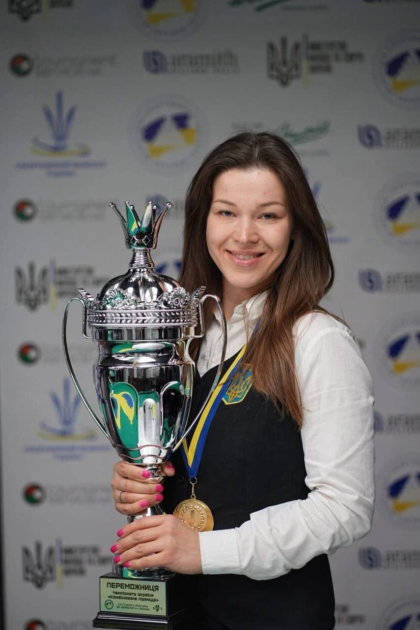 Золото їде до Кременчука: Анастасія Коваленко підкорила чемпіонат України з більярду