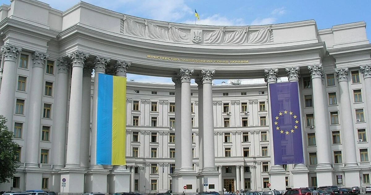 Дипломатичний скандал: угорський спецназ штурмував українських інкасаторів на трасі