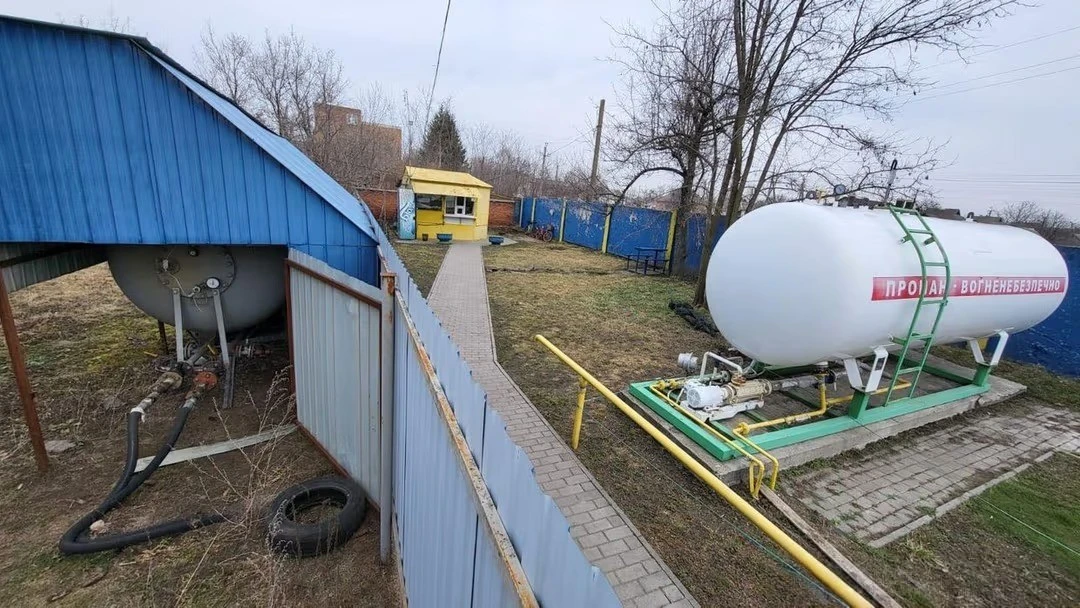 Незаконна цистерна та тіньовий облік: на Полтавщині АЗС ризикує втратити ліцензію