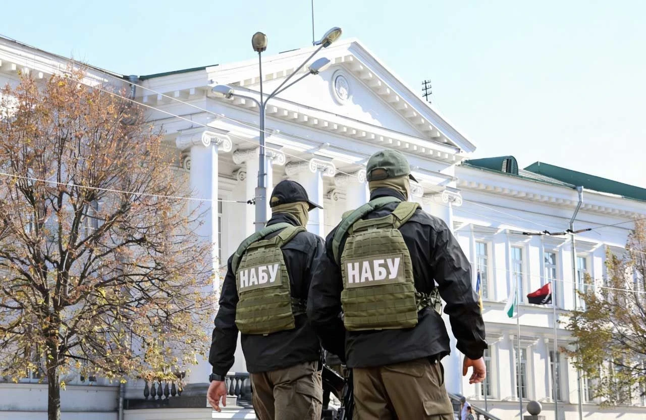 Дорожні тендери під прицілом НАБУ: деталі візиту детективів до полтавських посадовців