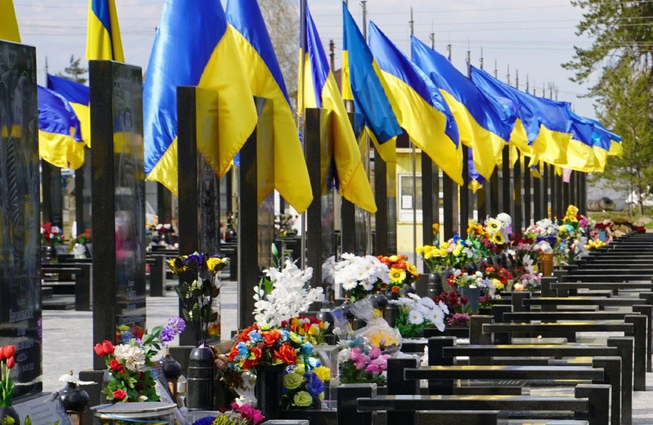 Затуринський меморіал: прокуратура спростувала заяви мерії про заборону будівництва
