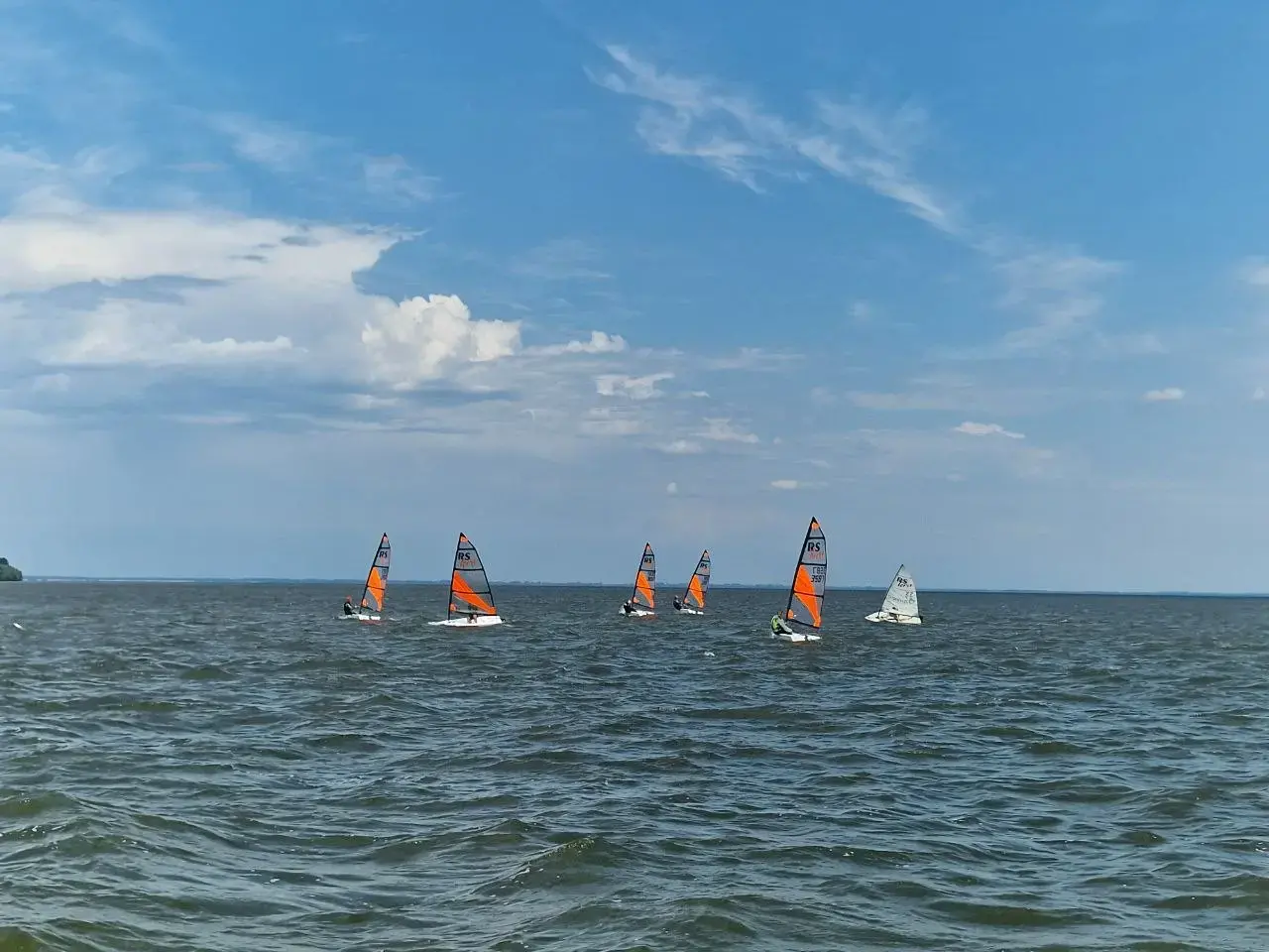 Вісімрічний чемпіон підкорив стихію: як минула регата у Світловодську